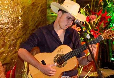 Cantor sertanejo morre aos 19 anos após diagnóstico de tumor cerebral