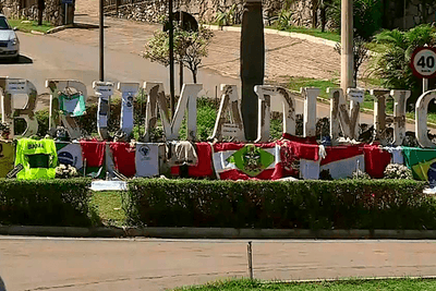 Famílias das vítimas em Brumadinho fazem manifestação após tragédia completar um mês 