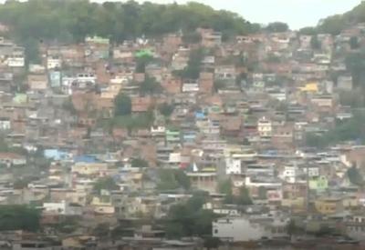Tiroteio entre PM e traficantes deixa 5 mil crianças sem aula no Rio