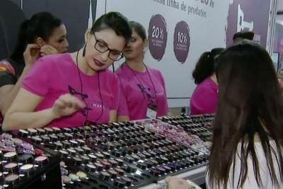 Feira em São Paulo apresenta novidades no setor de beleza
