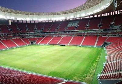 Flamengo negocia duas partidas no Mané Garrincha
