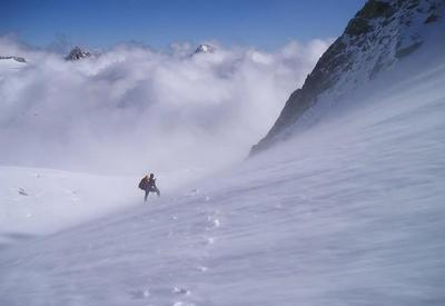 Forte nevasca provoca a morte de oito alpinistas no norte do Irã