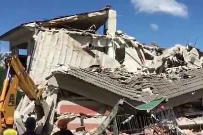 Forte terremoto devasta centro da Itália e mata 159 pessoas