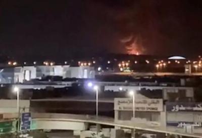 Ataque atinge tanque de combustível e causa incêndio em aeroporto no Kuwait
