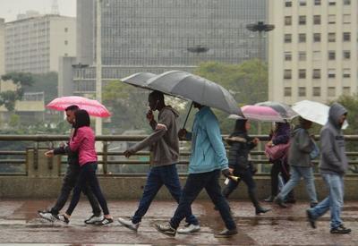 Formação de ciclone na Argentina traz frente fria e chuvas ao Sul do Brasil