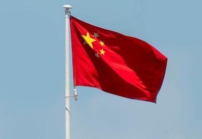 China reage e anuncia taxação de até 15% para produtos dos EUA