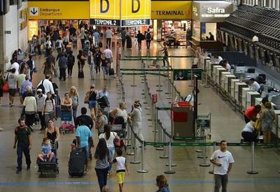 Anac multa Aeroporto de Guarulhos em R$ 765,7 mil por falha na prestação de serviço a passageiros