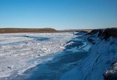 Frio de até -17 ºC congela mar no sul da Argentina