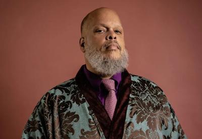 Ed Motta nega ter ofendido funcionário de restaurante e repudia acusação: "Infundada"