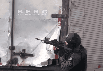 Operação policial na Penha termina com presos e moradores em meio a tiroteio no Rio