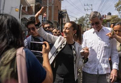 Com 25% das urnas apuradas, Claudia Sheinbaum lidera corrida presidencial no México