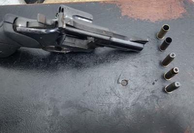 Criminosos fazem idosos reféns por duas horas na zona sul de SP