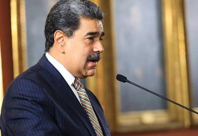 Venezuela reforça patrulhamento em meio à tensão com Colômbia e EUA
