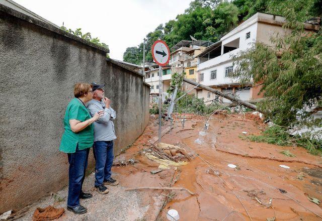 Lula anuncia gabinete federal para gestão de crise em Juiz de Fora