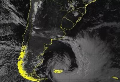 Argentina registra calor de 44ºC e nevasca no mesmo dia