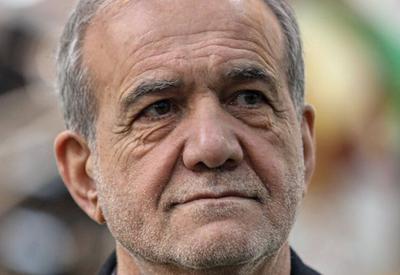 Presidente do Irã diz que morte de Khamenei é 'declaração de guerra'