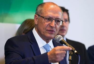 Alckmin pede diálogo com EUA sobre taxação de aço e alumínio