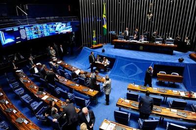 Senado aprova projeto para pagamento de dívidas dos estados em 30 anos 