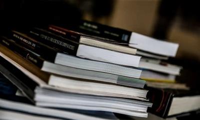 Bibliotecas do Rio Grande do Sul recebem doação de mais de 20 mil livros dos Correios