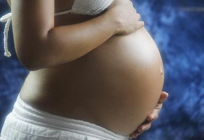 Microplásticos foram encontrados pela 1ª vez em placentas de grávidas