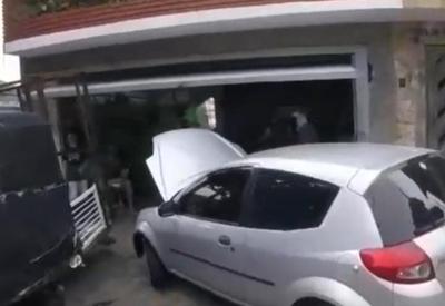 Vídeo: perseguição a ladrão de moto é filmada por câmera no capacete