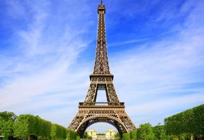 França reabre fronteiras para turistas de grande parte do mundo