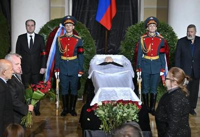 Gorbachev é velado sem cerimônia de Estado na Rússia
