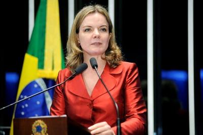 Gleisi diz que "soberania" do Brasil não está em discussão em possível negociação sobre tarifaço 