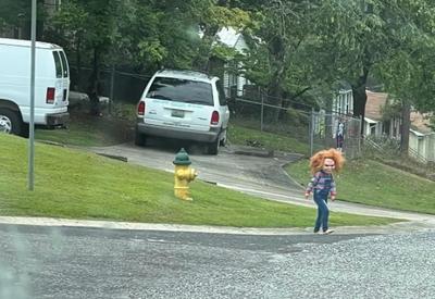 EUA: criança vestida de boneco Chucky assusta vizinhança no Alabama