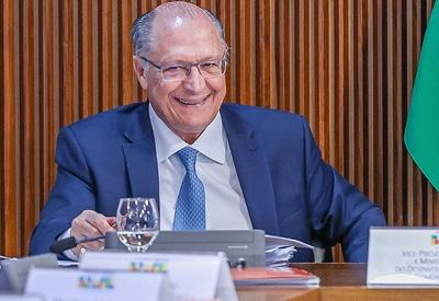 Alckmin pede a Rui Costa "mais entusiasmo" em apresentação de ações do governo
