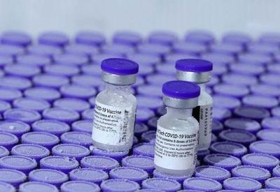Brasil recebe mais 1,7 milhão de vacinas contra covid da Pfizer