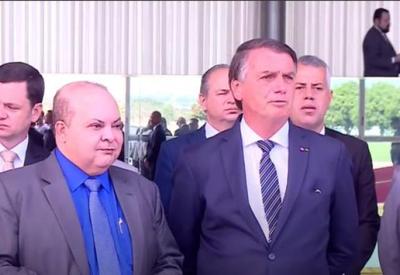 Governador do DF oficializa apoio a Jair Bolsonaro