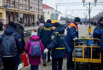 Ucranianos deixam Kherson em meio a nova onda de ataques russos