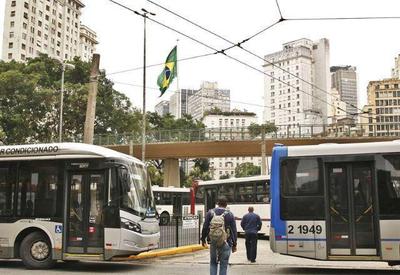 Prefeitura de SP aciona Justiça para impedir paralisação de ônibus na sexta-feira (7)