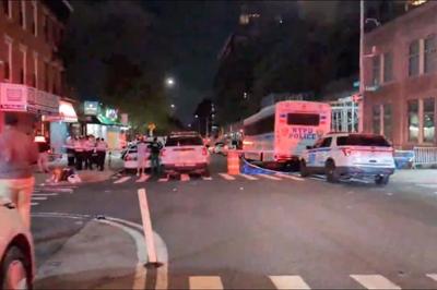 Atiradores matam três pessoas em restaurante em Nova York; oito ficaram feridas