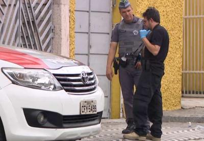 Homem assassina ex-companheira com 13 tiros no ABC paulista