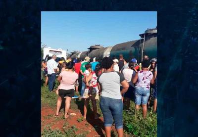 Homem morre após ser atropelado por trem no Paraná