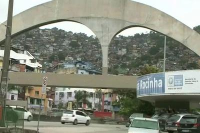 Idosa de 70 anos é baleada e clima continua tenso na Rocinha
