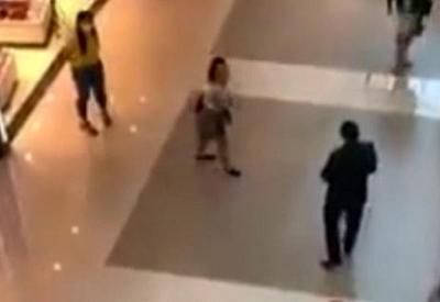Mulher comete racismo contra segurança em shopping no RJ