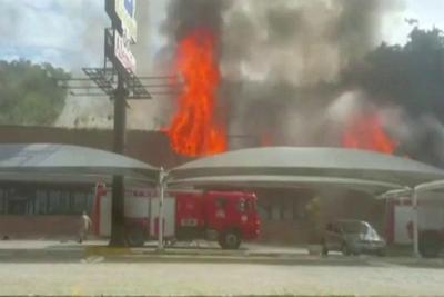 Incêndio deixa três pessoas feridas no Rio de Janeiro