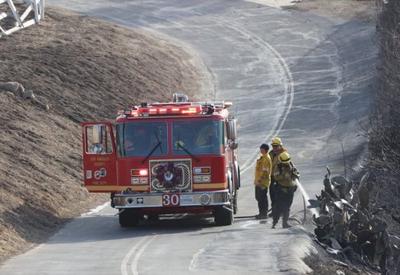 Incêndios em Los Angeles: número de mortos sobe para 16 