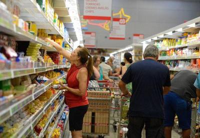 Supermercados registram menor volume de estoque em dois anos