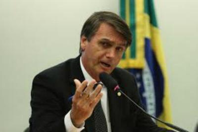 Jair Bolsonaro deve permanecer internado por até 10 dias