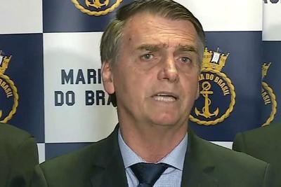 Jair Bolsonaro fala sobre operação bancária suspeita 