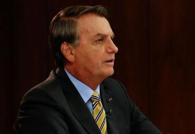 Bolsonaro volta atrás e diz que não tomará vacina contra covid