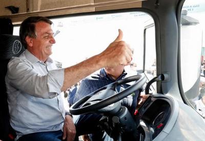 Bolsonaro lança programa para caminhoneiros em dia de depoimento na CPI