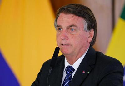Poder Expresso: Bolsonaro cancela anúncio de auxílio, climão na CPI e mais