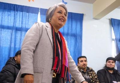 Comunista Jeannette Jara vence eleições primárias de esquerda no Chile