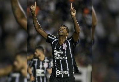 Atacante Jô, ex-Corinthians, é preso por não pagar pensão alimentícia