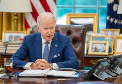 Biden melhorou 'significativamente' dos sintomas da covid, diz Casa Branca